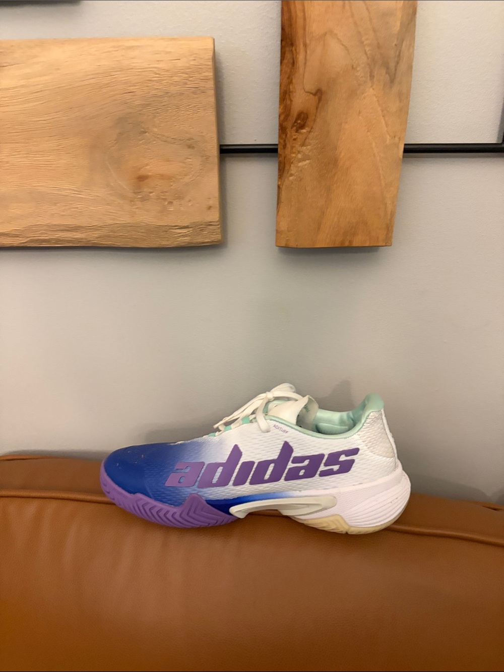 Adidas tennis shoe Barricade